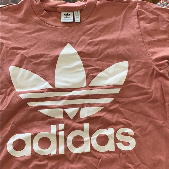 Women’s adidas T-shirt - Picture 2 of 3